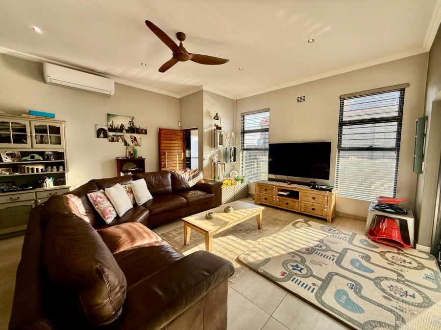 3 Bedroom Property for Sale in Melodie North West